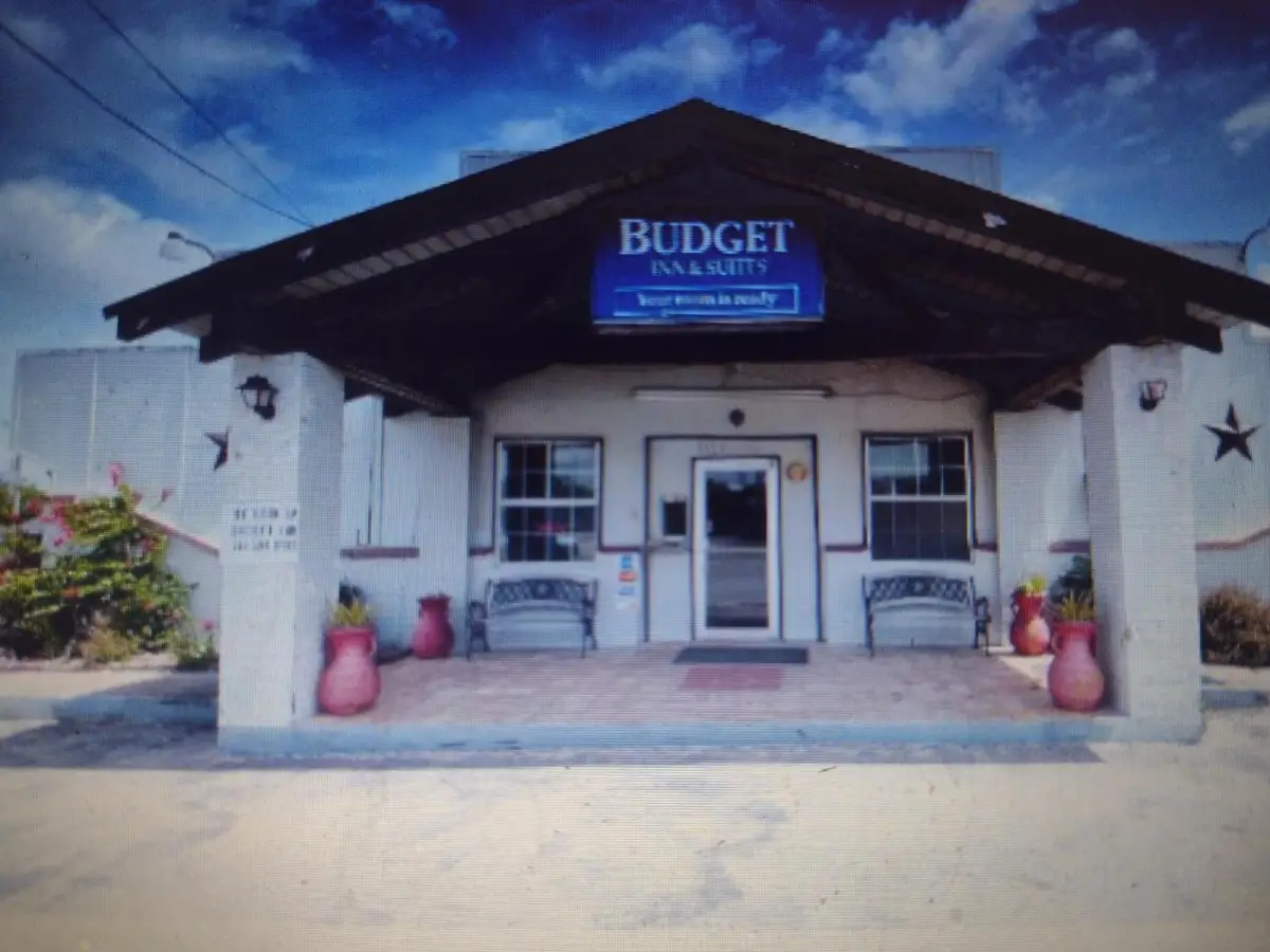 Budget Inn & Suites Lowest Price,Best Value!!! 5